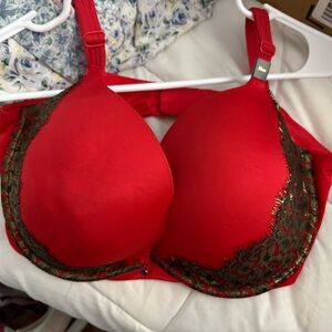 Victoria's Secret Red Push-Up Bra with Dark Olive Lace Trim